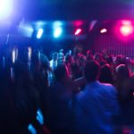 Sådan vælger du den perfekte DJ til dit bryllup: Få tips til en uforglemmelig fest